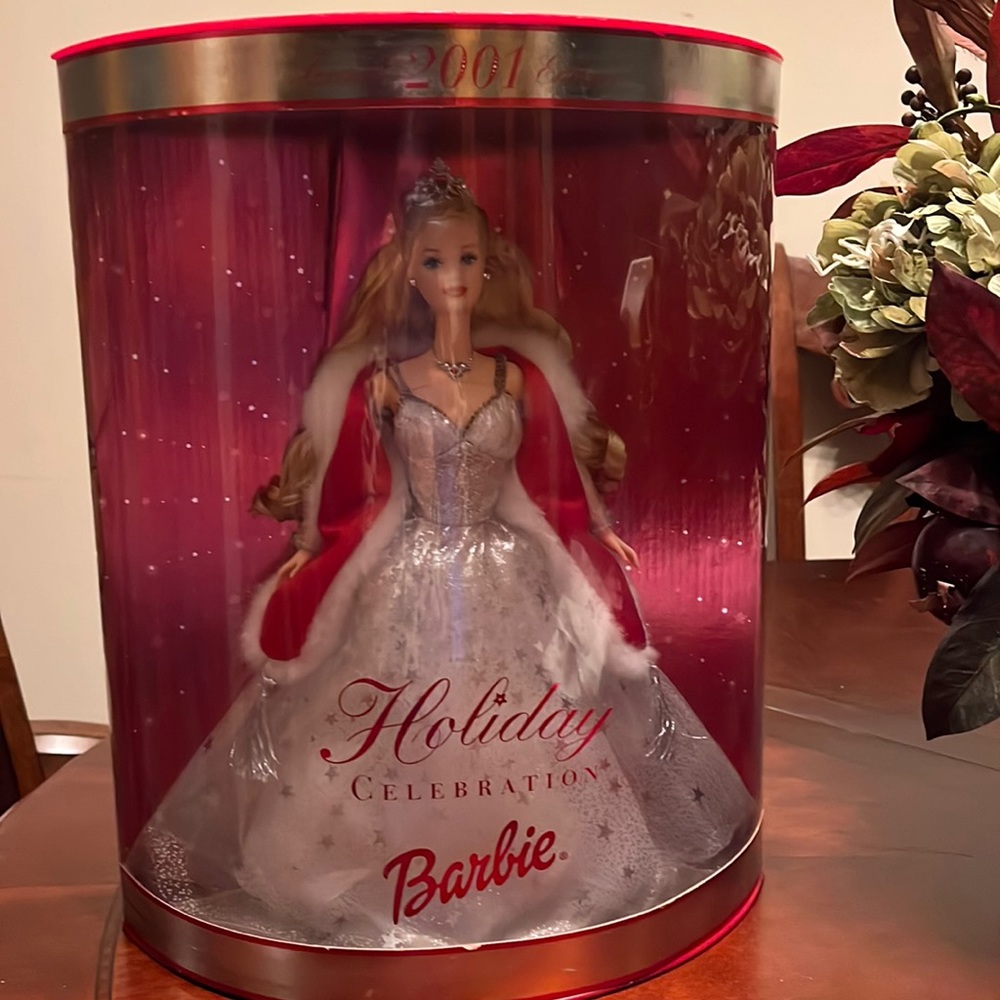 2001 Holiday Barbie Celebration